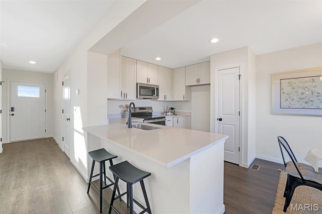 2 St. James At Walnut Hills Property Photo 25