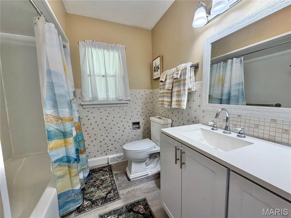 118 Alice Property Photo 12