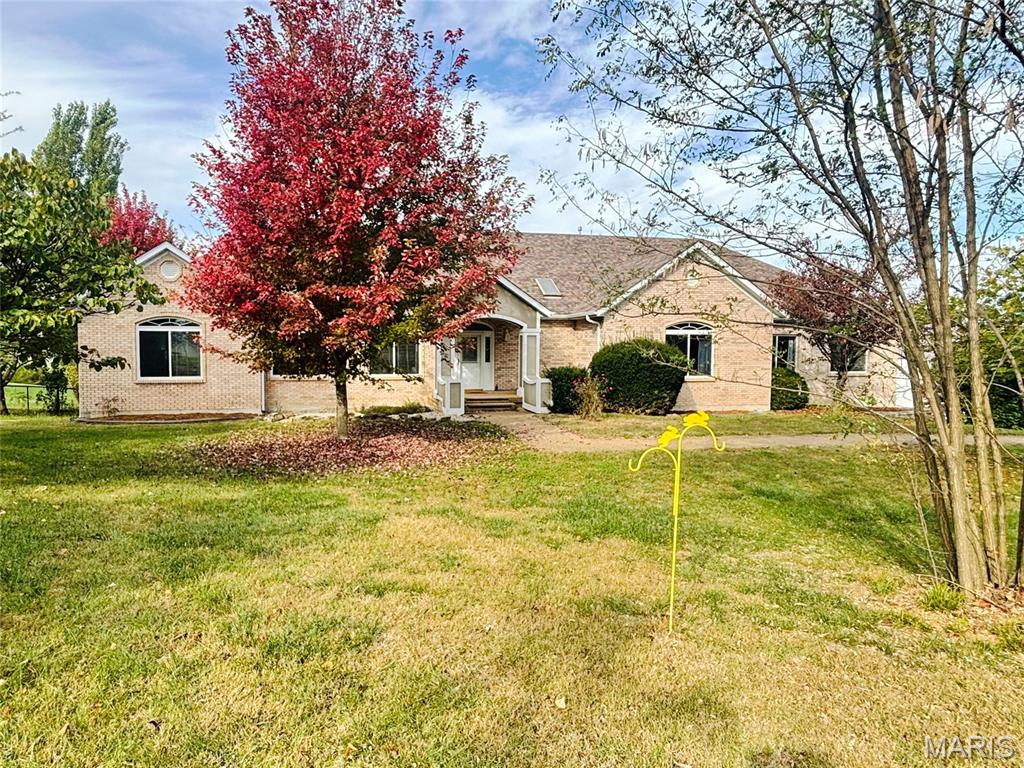 5541 Blackberry Lane Property Photo 1