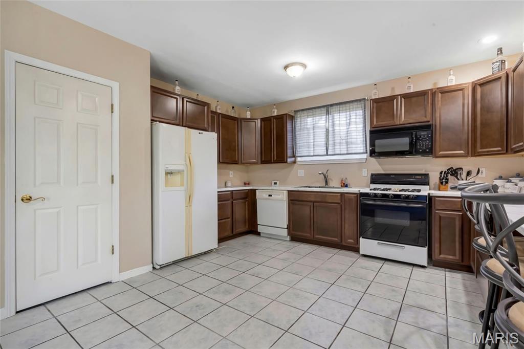 5541 Blackberry Lane Property Photo 33