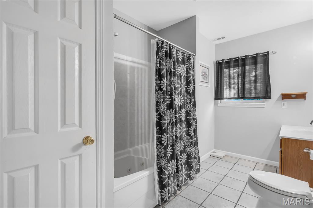 5541 Blackberry Lane Property Photo 34
