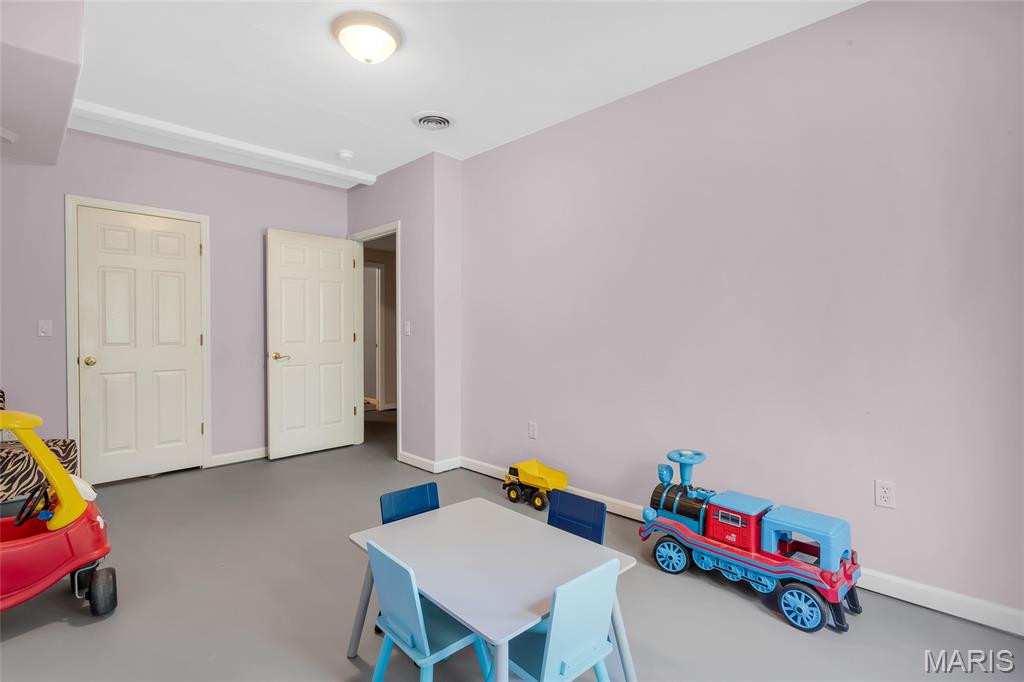 5541 Blackberry Lane Property Photo 37