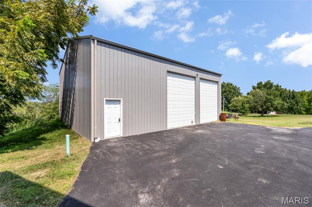 5541 Blackberry Lane Property Photo 47