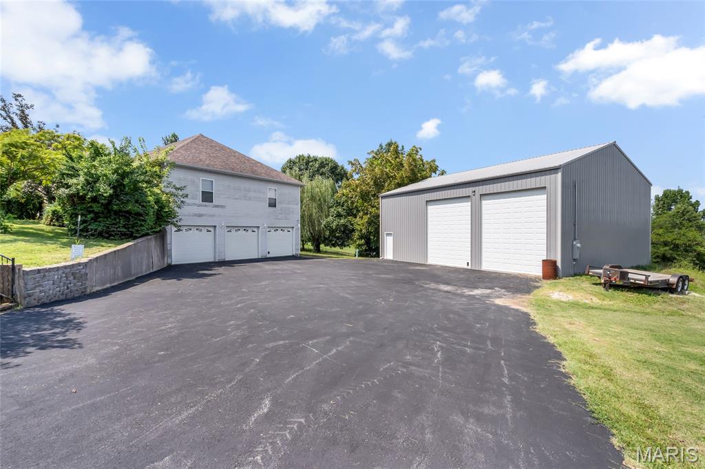 5541 Blackberry Lane Property Photo 48