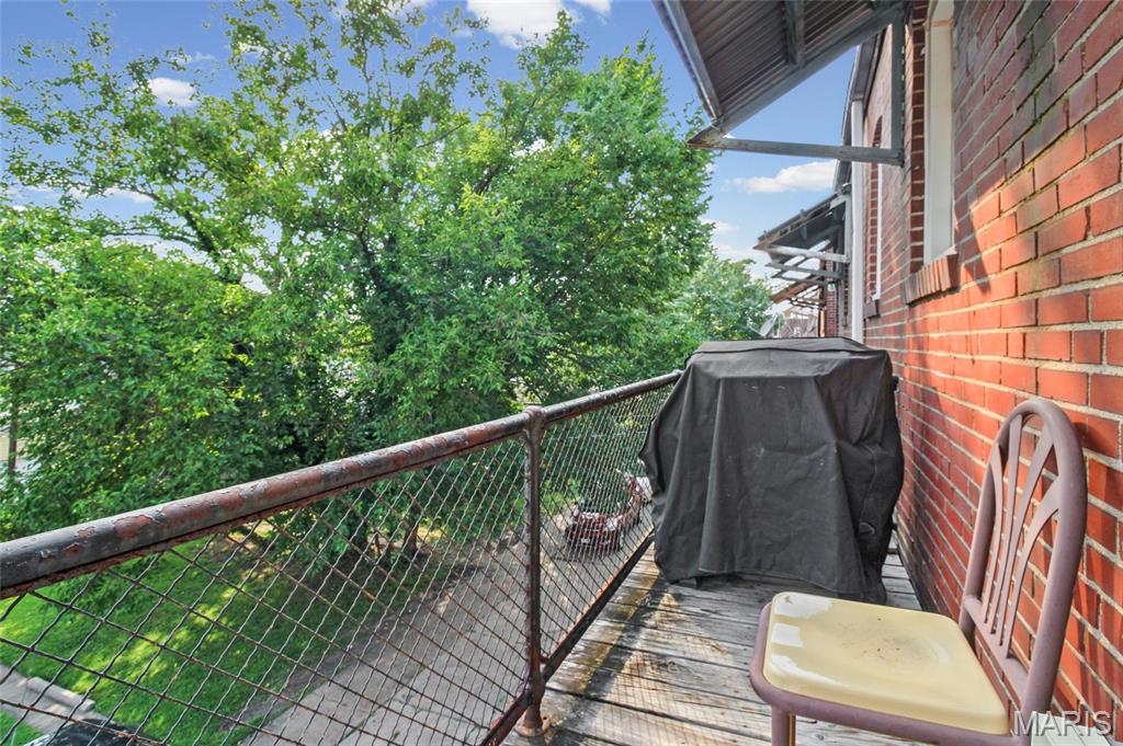 3644-3646 Bates Street Property Photo 17