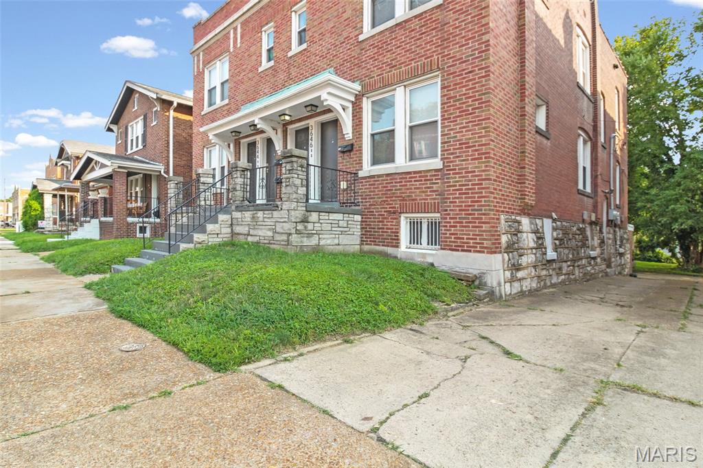 3644-3646 Bates Street Property Photo 28