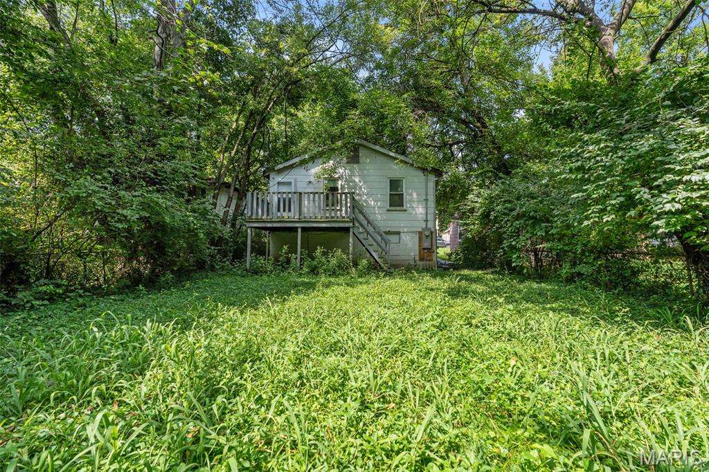 9708 Winkler Drive Property Photo 4