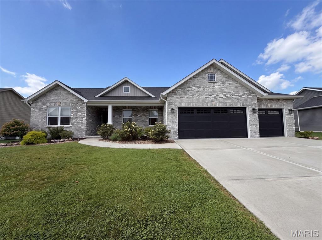 217 Emerald Way Property Photo 1
