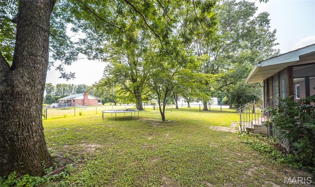 19152 Mary Street Property Photo 32