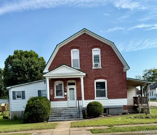 302 E Jefferson Avenue Property Photo 1
