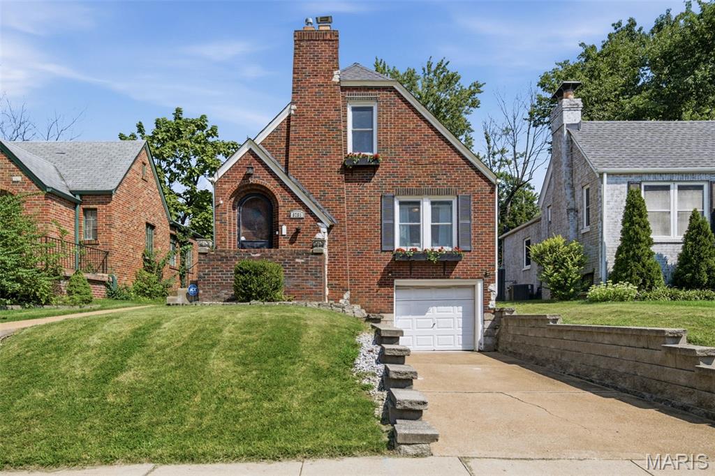 8781 Bridgeport Avenue Property Photo 1