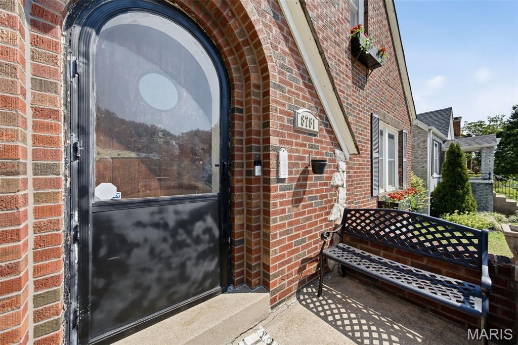 8781 Bridgeport Avenue Property Photo 4