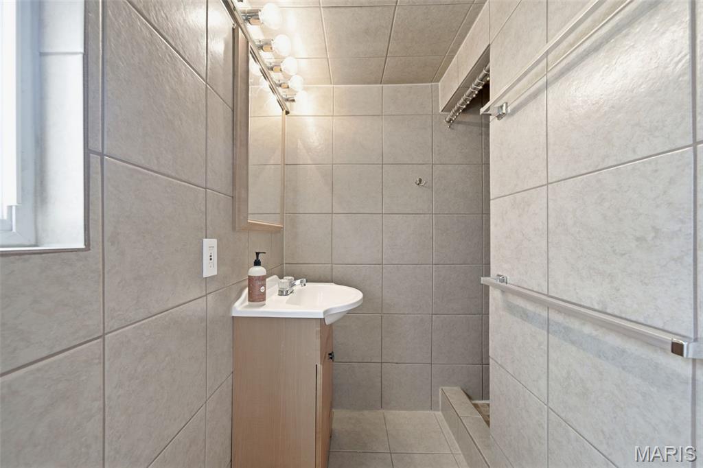 8781 Bridgeport Avenue Property Photo 26