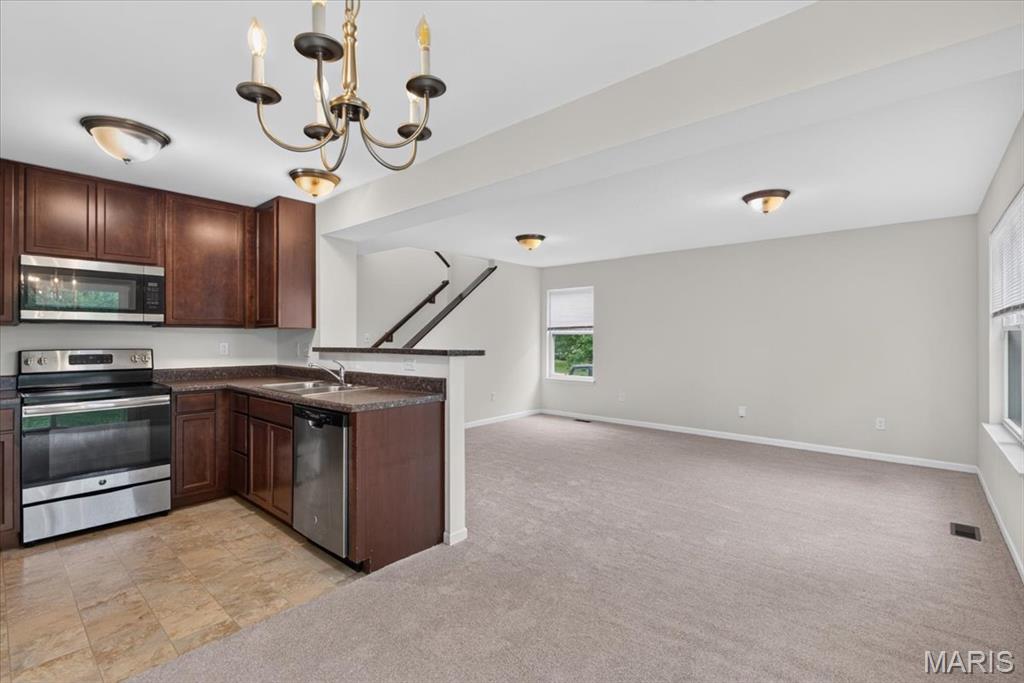 313 Lindy Boulevard Property Photo 6