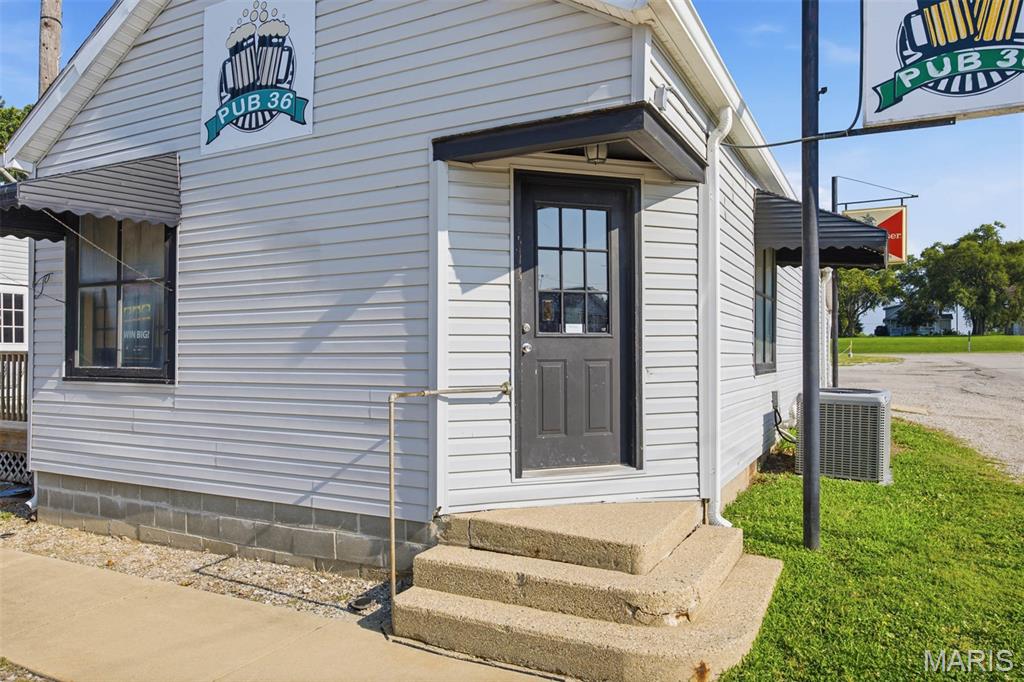 102 Park Property Photo 5