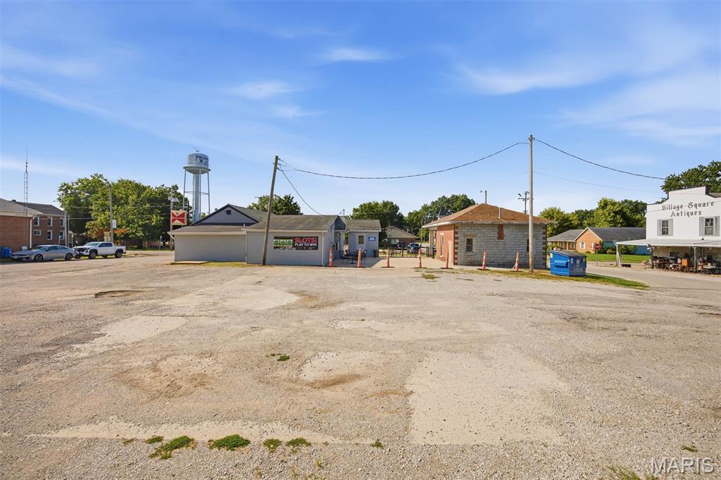 102 Park Property Photo 37