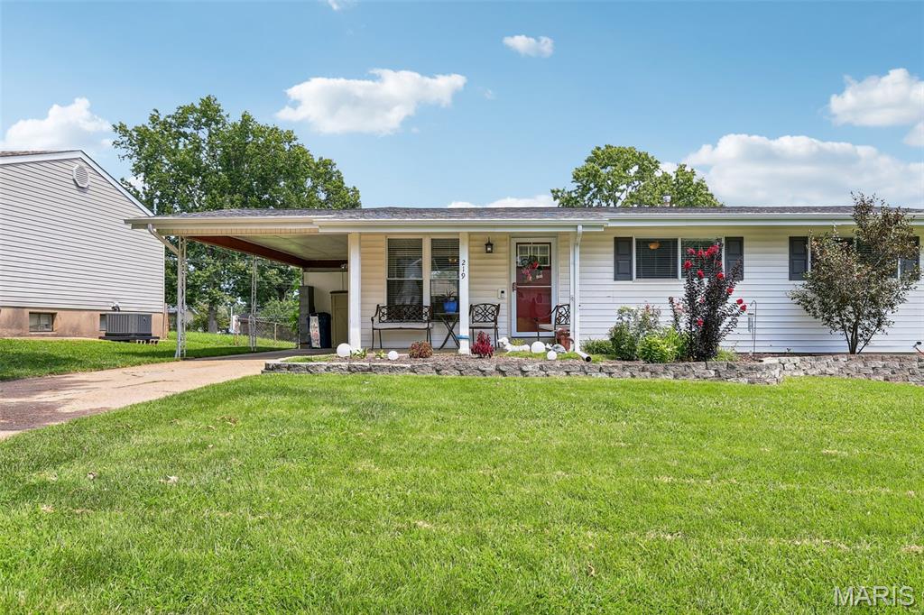 219 Arras Drive Property Photo 1