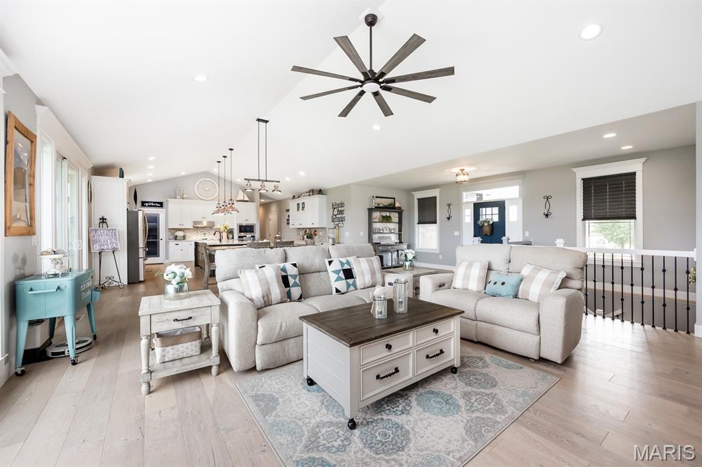 3450 Arbor View Court Property Photo 4
