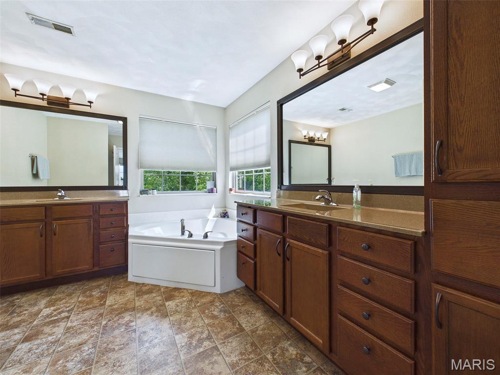 1408 Clifton Way Court Property Photo 35
