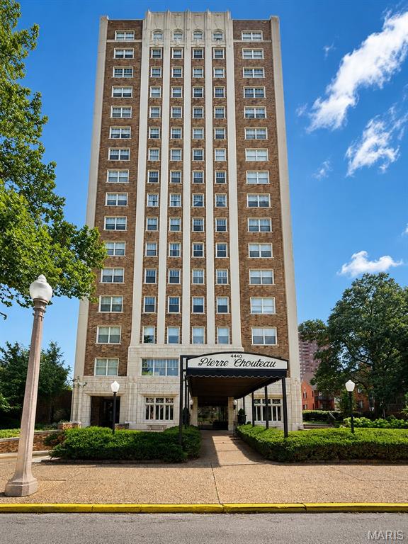 4440 Lindell Boulevard 1002