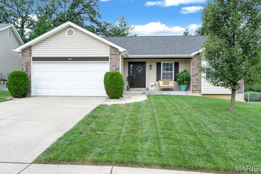 211 Discovery Village Circle Property Photo 1
