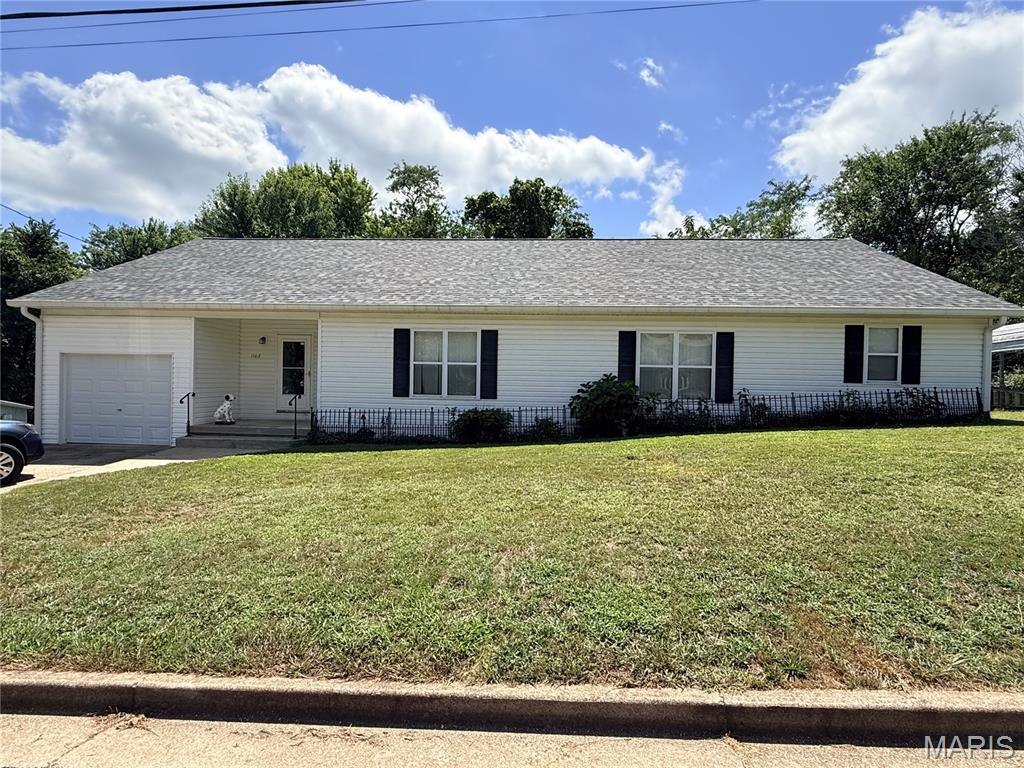 1103 W Coffman Street Property Photo 1