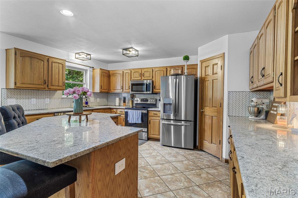 5425 Hyfield Oaks Road Property Photo 11