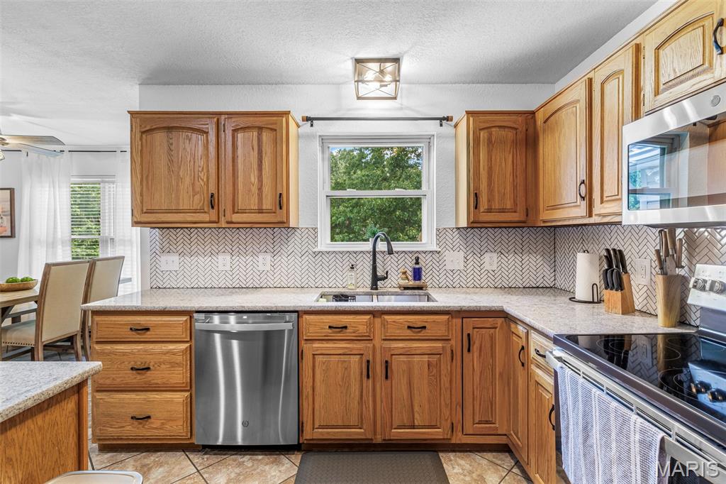 5425 Hyfield Oaks Road Property Photo 15