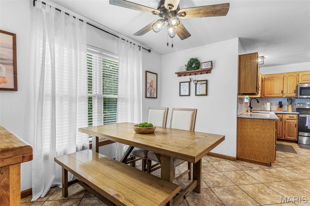 5425 Hyfield Oaks Road Property Photo 18