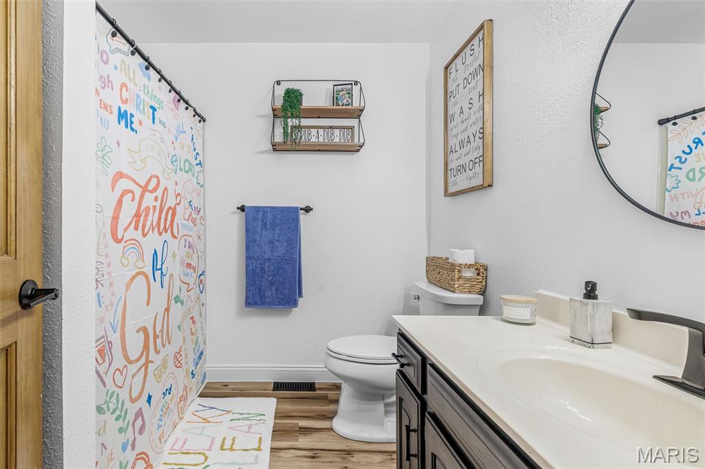 5425 Hyfield Oaks Road Property Photo 31