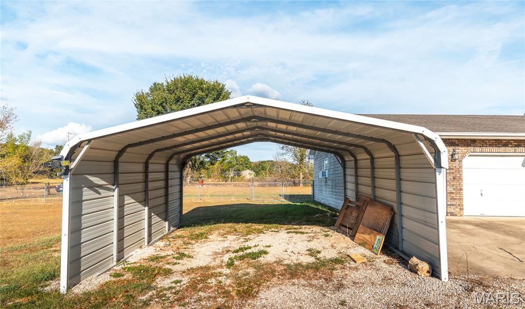 17550 Highway 28 Property Photo 37