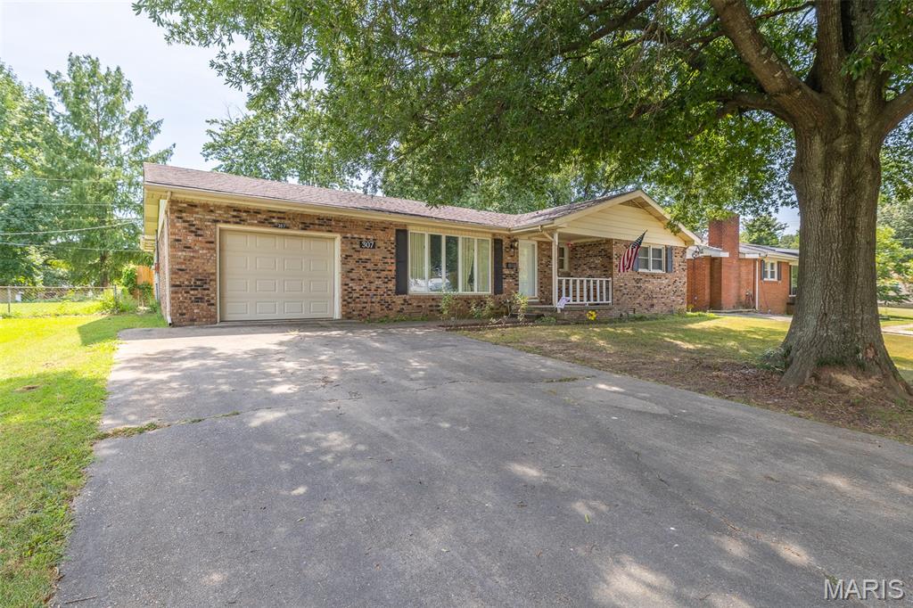 307 Boucher Street Property Photo 1