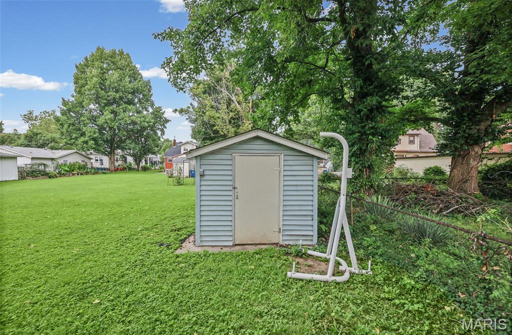 206 Mather Street Property Photo 4