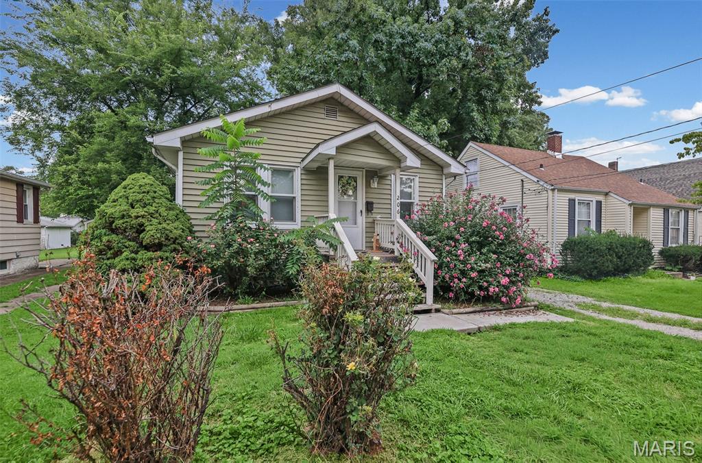 206 Mather Street Property Photo 6