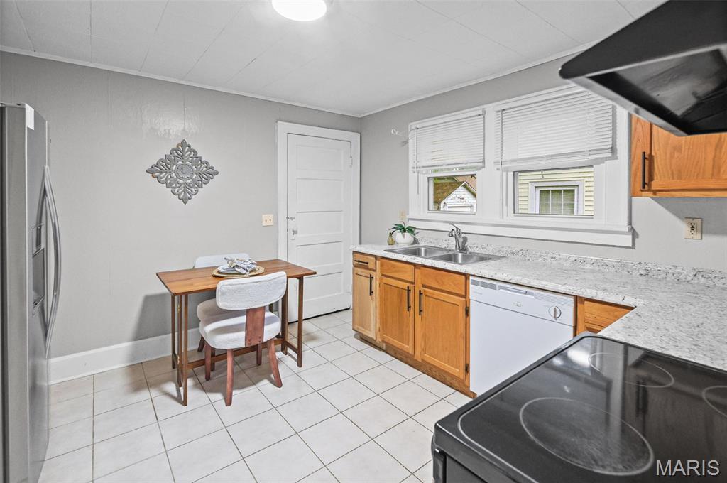 206 Mather Street Property Photo 10