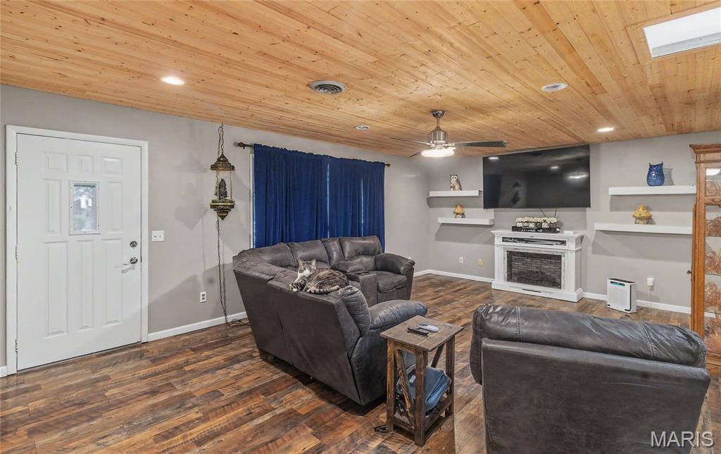 15801 Hargrove Road Property Photo 4