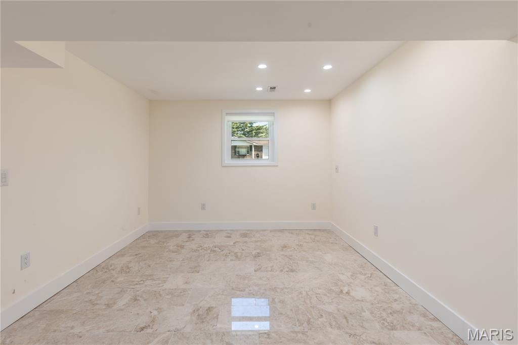 103 Clara Drive Property Photo 28