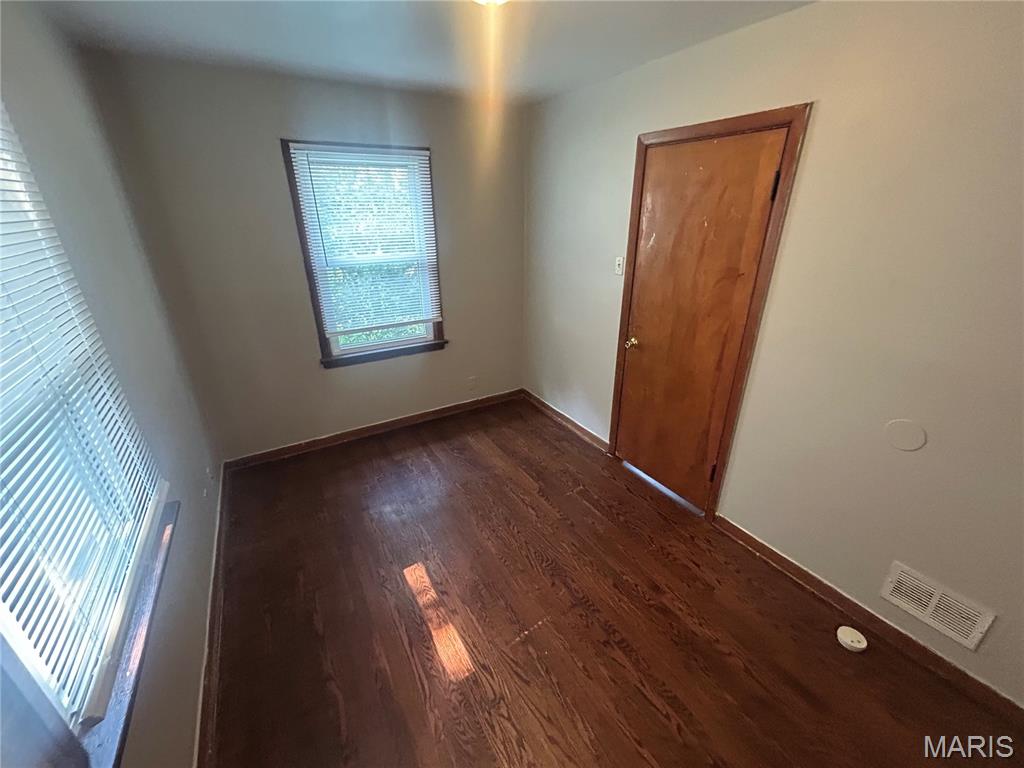 8532 Jenny Drive Property Photo 4