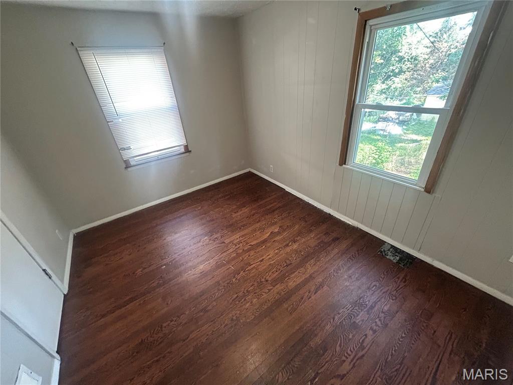 8532 Jenny Drive Property Photo 6