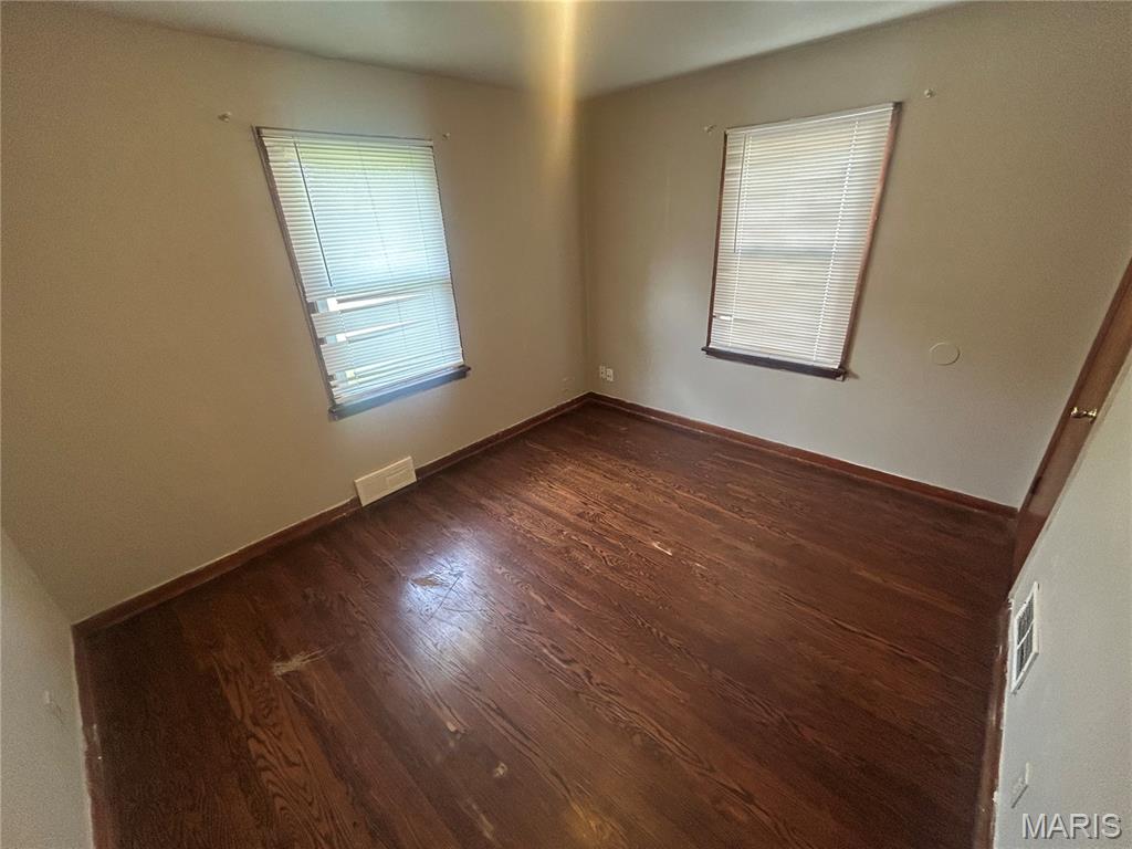 8532 Jenny Drive Property Photo 7