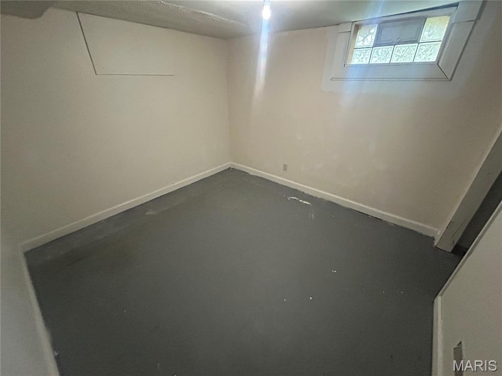 8532 Jenny Drive Property Photo 11