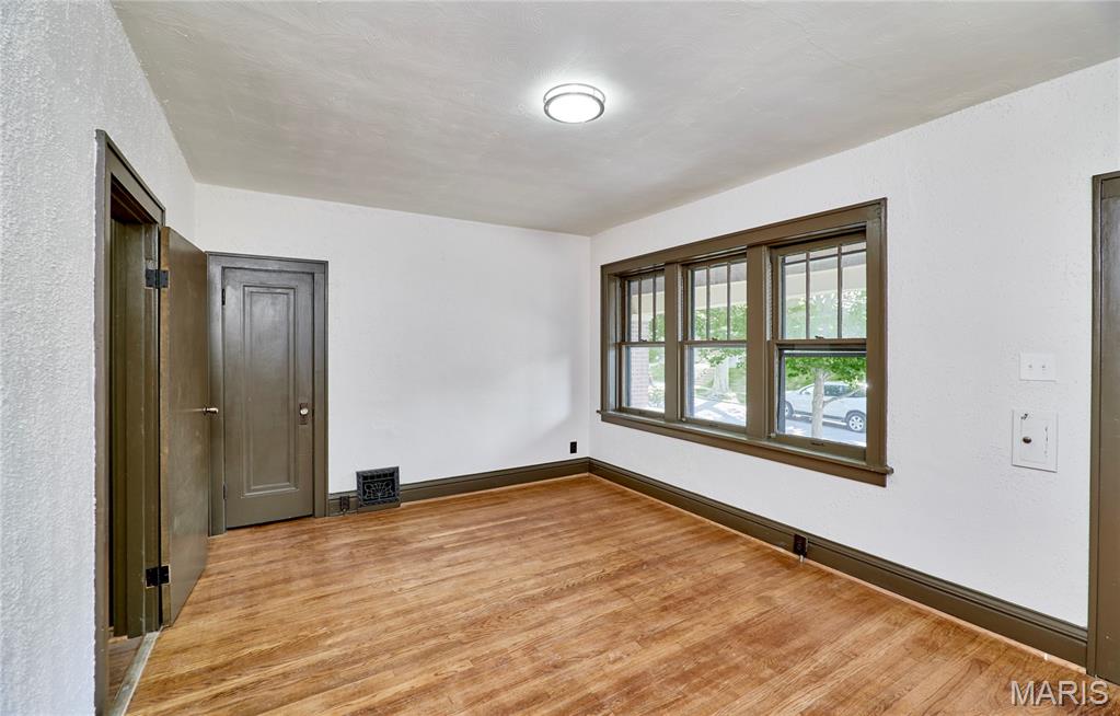 5021 Ray Avenue Property Photo 19