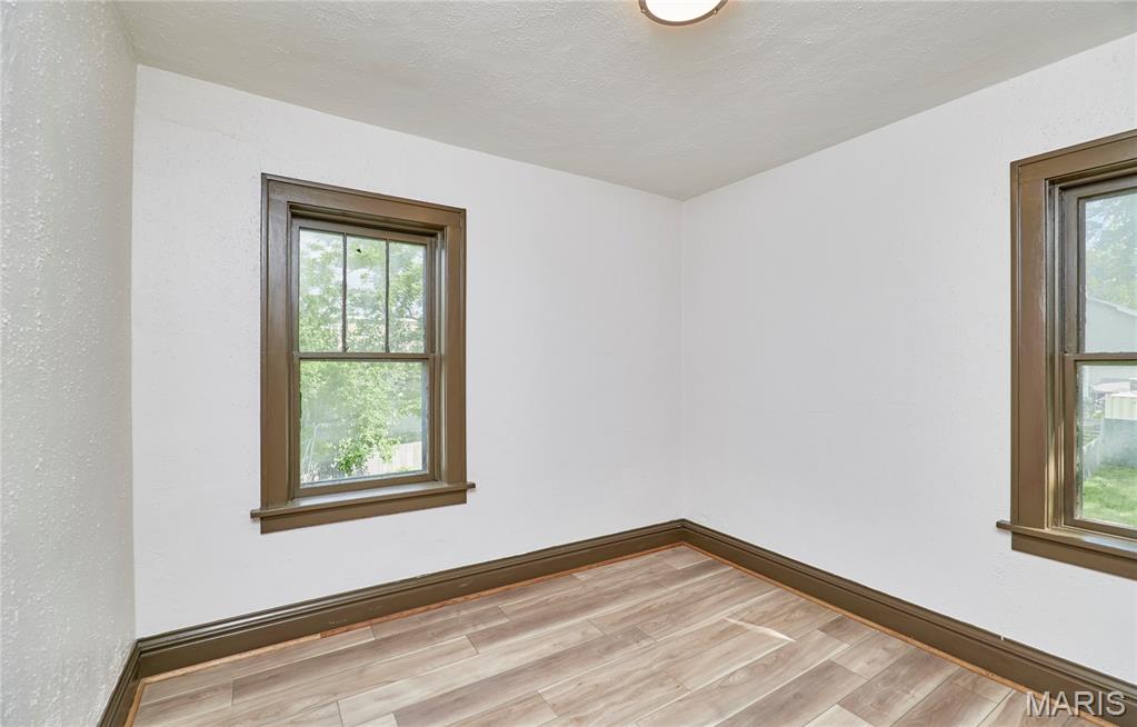 5021 Ray Avenue Property Photo 22