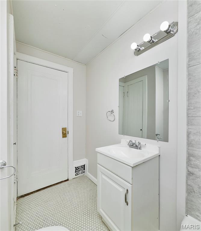 5021 Ray Avenue Property Photo 39
