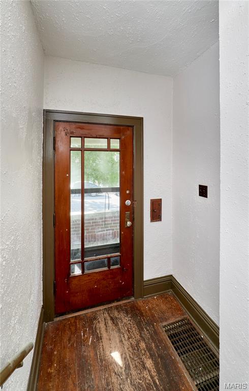 5021 Ray Avenue Property Photo 40