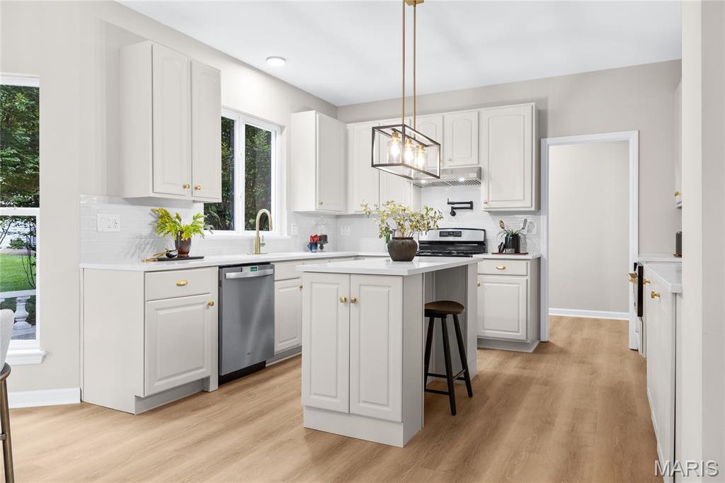 302 Greenshire Lane Property Photo 14