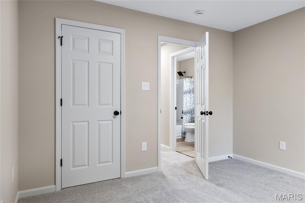302 Greenshire Lane Property Photo 29