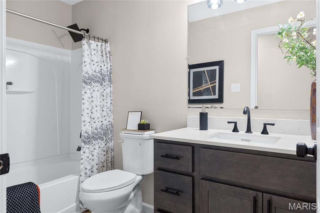 302 Greenshire Lane Property Photo 33