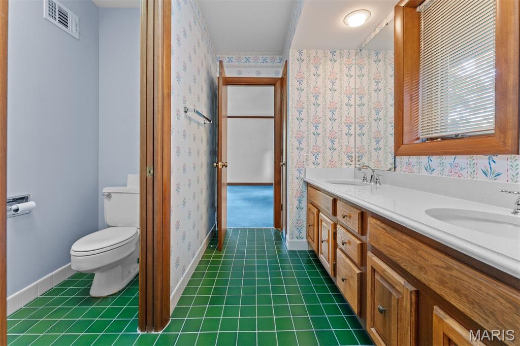 7 Villa Coublay Property Photo 32