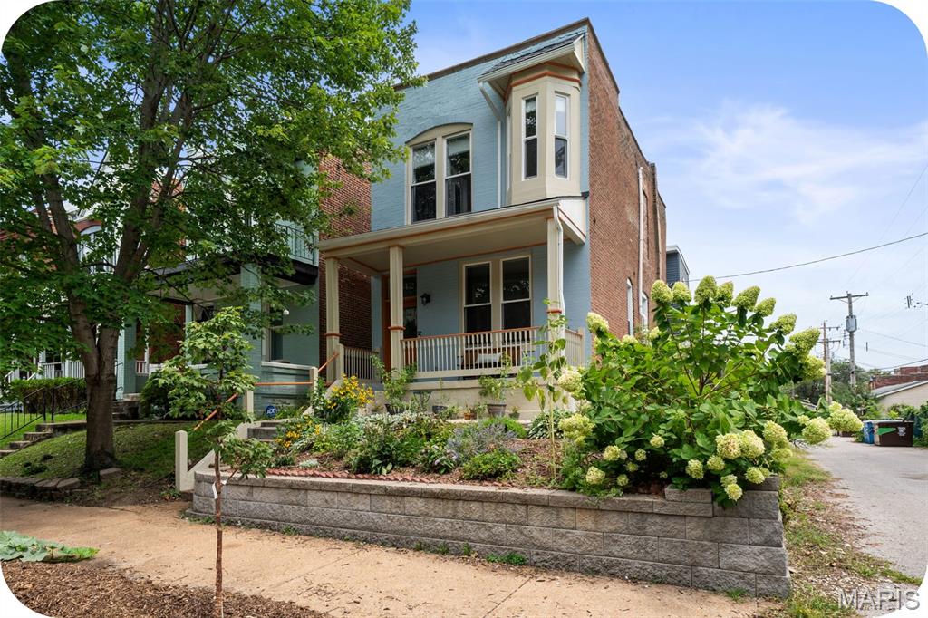2242 Oregon Avenue